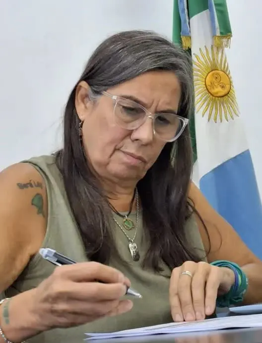 Imagen: Tere Cubells, diputada provincial. Referente de la Campaña Nacional por el Derecho al Aborto Legal, Seguro y Gratuito.
